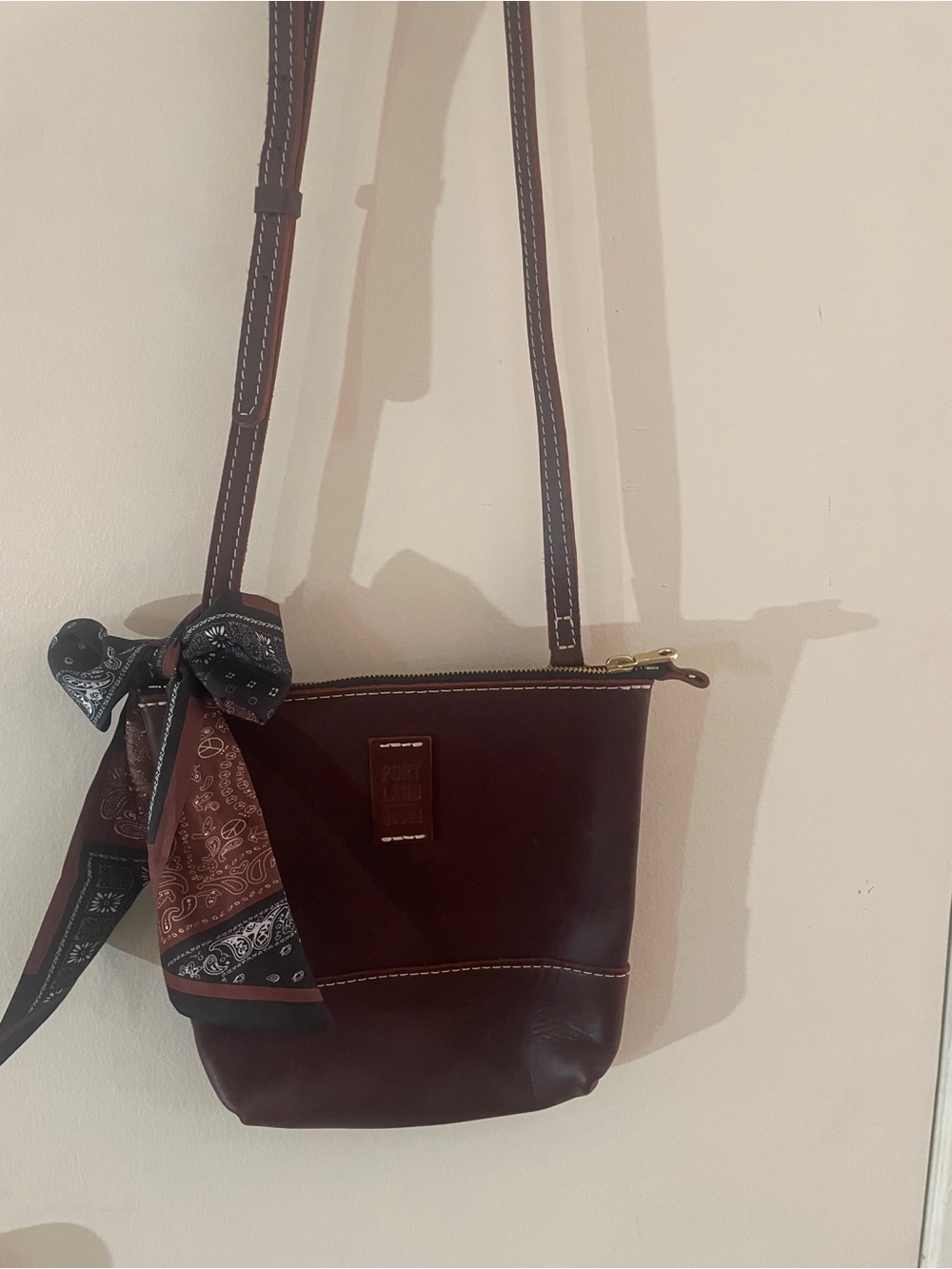 NWOT Portland Leather Goods Brown Full Grain Leather Crossbody + Matching Scarf - Picture 3 of 16
